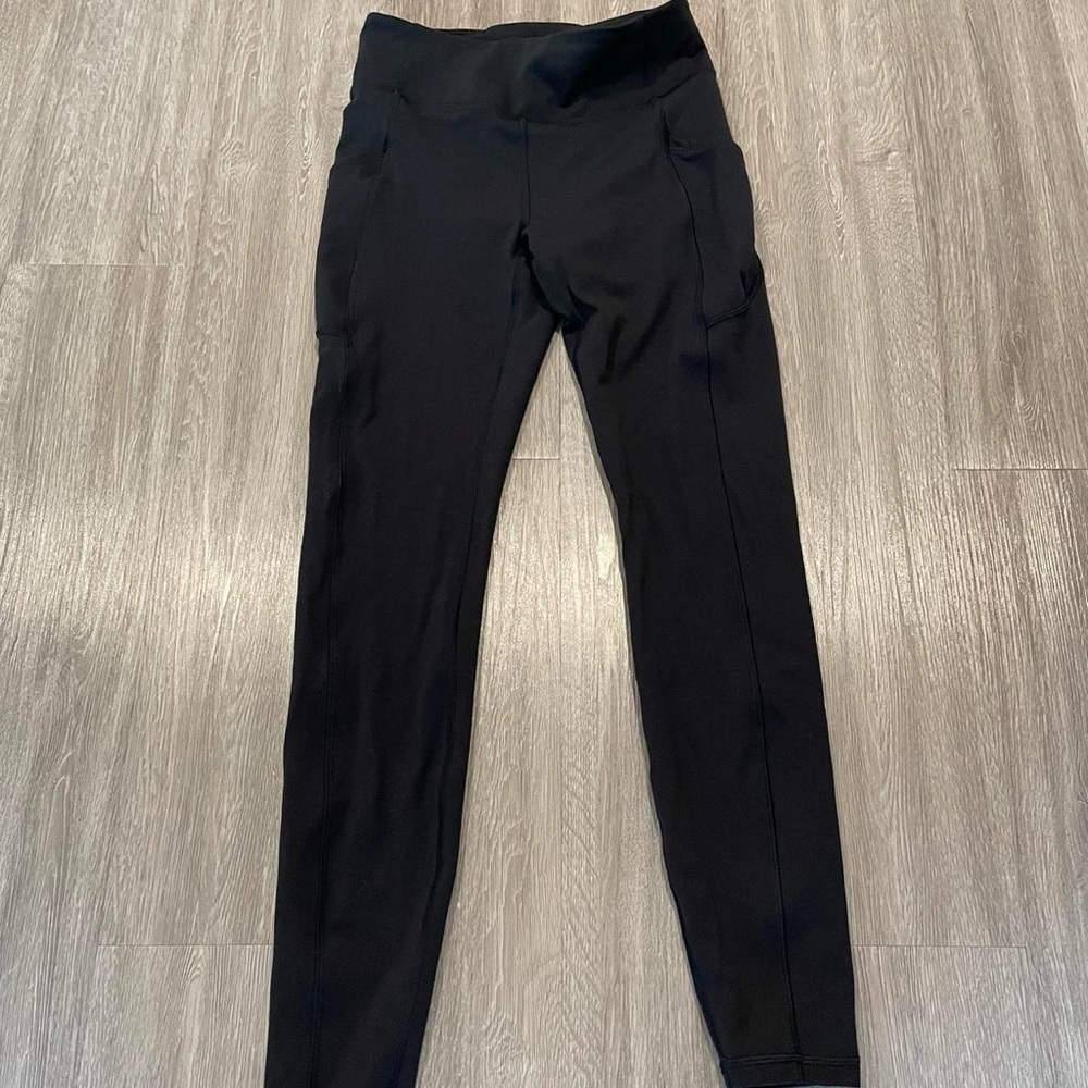 Lululemon black pocket leggings